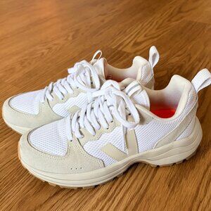 Veja Venturi Sneakers